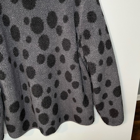 Puma Hoops X CHEETOS Sherpa Sweater - Picture 11 of 16